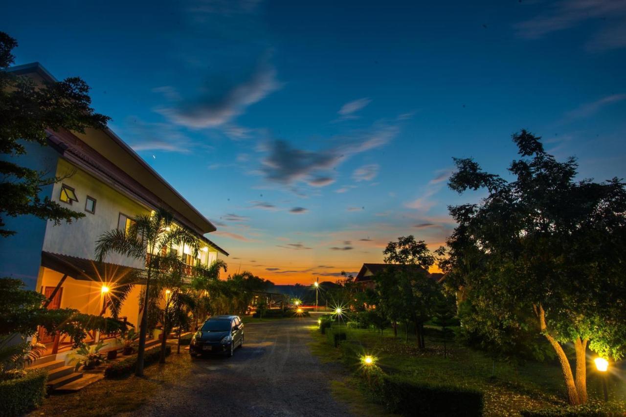 Chiang Kham Tai Lue Resort Ban Ngun Kültér fotó